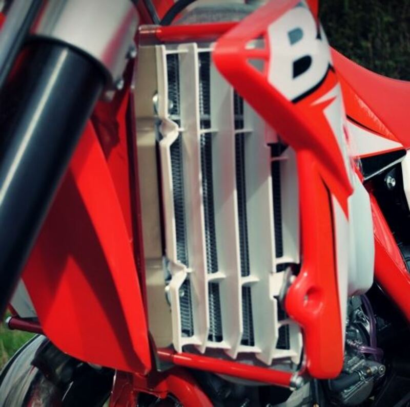 Reforços De Radiador Axp Beta Rr 250/300 (2014-2018)